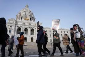 ICE officers in Minnesota directed not to interact with 'agitators' in new  orders — Reuters