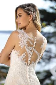Besonders die freilichtbühnen seien auf kommende vorstellungen in diesem jahr angewiesen. Brautkleid Fit And Flare Tattoo Spitze Ladybird Brautmode Braut Neue Brautkleider