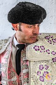 TARDE IMPORTANTE DE FERNANDO TENDERO QUE TRIUNFA JUNTO A IGNACIO OLMOS EN  SU ALTERNATIVA