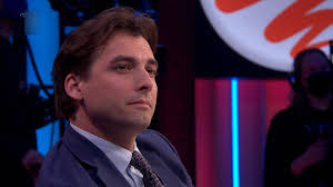 Rtl wist niet wat martijn koning in roast van baudet ging zeggen.rtl, de redactie van jinek en in de afsluiting kon hier onvoldoende op worden gereageerd. Ynqjc0zr Zb5km