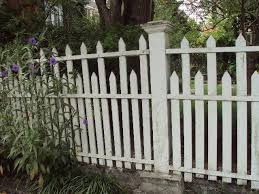 Pin By Somethin Salvaged On Garden Wood Picket Fence Backyard Fences Fence Design