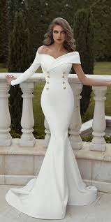 27 Awesome Simple Wedding Dresses For Cute Brides Wedding Dresses Guide Best Wedding Guest Dresses Wedding Dress Guide Gown Party Wear