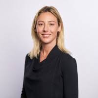 500+ perfiles de «Karlie»