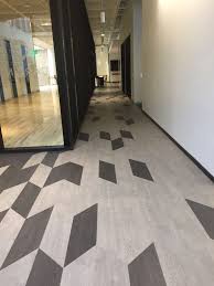 Mixed Materials Facet Lvt Patcraft Patcraftfloors Mixedmaterials Metallix Facettile Lvt Flooring Corporateo Floor Design Flooring Flooring Inspiration