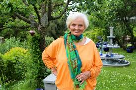 Supersoul / telephone operator charles pitts !!! Uschis Vip Garten S04e02 Zu Gast Bei Ruth Maria Kubitschek Fernsehserien De