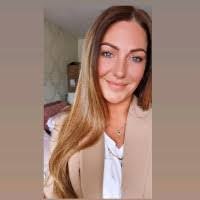 Emily Samuels's Instagram, Twitter & Facebook