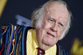 R.I.P. Dennis Farina: How a Chicago cop became a character actor