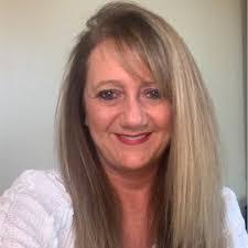 Patti Waller's Instagram, Twitter & Facebook