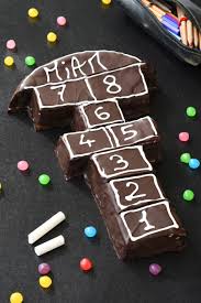 1 Je Prechauffe Mon Four A 150 C Th 5 2 Je Realise Le Moelleux Nature Alsa Selon Les Instructio Gateau Rigolo Gateau D Anniversaire Enfants Idee Gateau