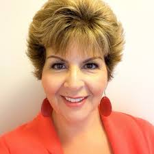 Real Estate Agents in 33952