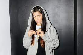 Για να μαθαίνεις πρώτος όσα συμβαίνουν στο χώρο του αθλητισμού, πλήρης κάλυψη για όλα τα σπορ. Marina Satti Biografia Biografiko Ishow Gr