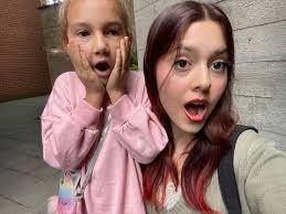 Andrea Tarvin's Instagram, Twitter & Facebook