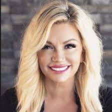 Ericka Howe's Instagram, Twitter & Facebook