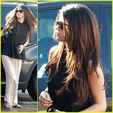 Selena Gomez Breaking News And Photos Selena Gomez Hair Hair Styles Hair Styles 2014