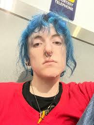 Kris Hood's Instagram, Twitter & Facebook