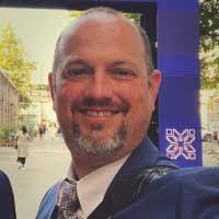 Lisa Mackall's Instagram, Twitter & Facebook