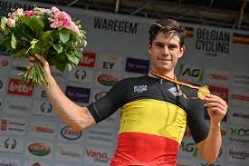Wout van aert is zondag voor het tweede jaar op rij belgisch kampioen geworden. Wout Van Aert Is Belgisch Kampioen Wielrennen Na Bloedstolle Gazet Van Antwerpen Mobile