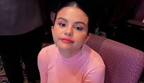 16 to reveal that she recently chose to celebrate the release of rare was officially released in early january after months of buildup, and gomez has since opened up about how personal the project is online and in. Selena Gomez S Brand New Rare Tattoo Got Us Thinking Did You Know All These Celebs Have Neck Tats