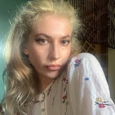 Emmalee Young's Instagram, Twitter & Facebook