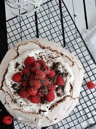 Reviews for photos of chocolate pavlova. Easy Chocolate Pavlova Recipe Nelliebellie S Kitchen