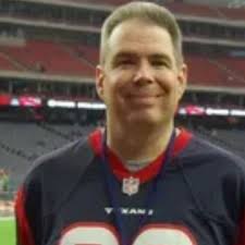 Former Sooners great Gabe Ikard previews the upcoming season