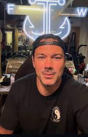 WEL COME BACK RYAN PAEVEY TO GH .A HOP YOU AVE FUN 😉😉😉