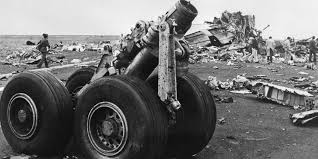 Crash dand39avion en ukraine 26 morts zelensky au chevet de land39unique survivant. Video Accident D Avion Le 27 Mars 1977 Le Crash Du Siecle A Tenerife