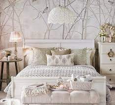 Pin By Mai El Malky On Sophie S And Sarah S Winter Themed Bedroom Bedroom Vintage Glamourous Bedroom Home Bedroom