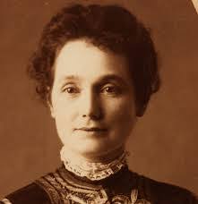 Phoebe Frank's Instagram, Twitter & Facebook