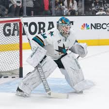 Jun 21, 2021 · aufsteiger bochum holt torwart zurück torhüter michael esser kehrt nach sechs jahren zum vfl bochum zurück. James Reimer Wikipedia