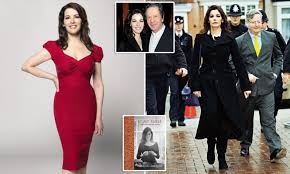 Nigella Lawson: a vision of sexiness and seduction - view her gallery!