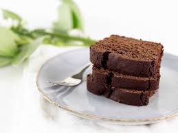 Per creare la forma perfetta, creare una formina con la carta a forma di uovo. Torta Al Cioccolato Vegan Come Riciclare Le Uova Di Pasqua Gazzetta Del Gusto