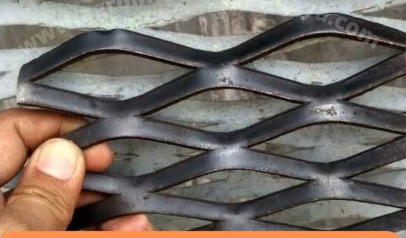 EXPANDED METAL SURABAYA - CV AIS | Steel Grating, Timbal PB, Wool Insulasi, Anode dan Material Industri