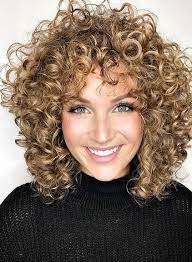 20 Popular Short Curly Hair Ideas Curlybangs Neue Frisuren Naturlocken Lang Frisuren