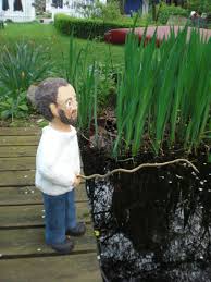 Tierfiguren eichhörnchen dekoration gartentisch betonfiguren garten haustür. Betonfigur Angler Betonfiguren Teich Deko Figur