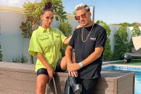 Laurent Et Jazz La Jlc Family Retour Sur Leur Coup De Foud Tele Realite Jeune Chanteuse Reggaeton