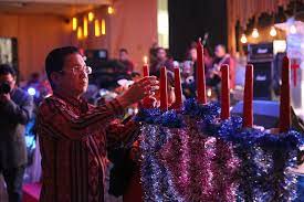 Bisa beribadah ke gereja bersama, makan, hingga mengabadikannya dengan foto. Galeri Foto Sukacita Perayaan Natal Di Ptfi