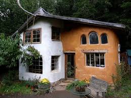 Cob House Ccc Lindahouse Ziggy Liloia Flickr Cob House Ecological House Natural Building