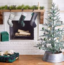 Christmas Decor Trends Of 2020 Christmas Celebration All About Christmas Christmas Decor Trends Joanna Gaines Christmas Trending Decor