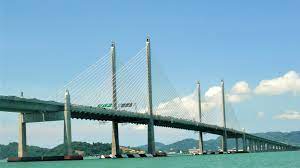 When the bridge was initially constructed, the central span had six lanes, while the rest of the bridge had four lanes. Second Penang Bridge Arup