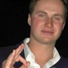 Stream Andrew Saar music