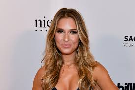 Her tutorials are very realistic, how a. Jessie James Decker S Son Hospitalized After Breathing Issues