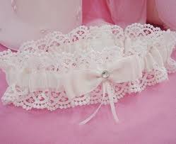 Il giorno più speciale si avvicina? Glossario Degli Accessori Per Sposa Blog Miamastore