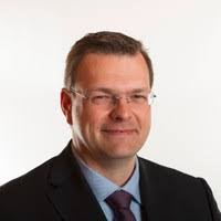 200+ perfiles de «Slosse»