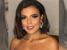كشف أبطال مسلسل لن أعيش في جلباب أبي، للمرة الأولى، عن أجورهم التي حصلوا عليها في العمل. Ù„Ù„Ù…Ø±Ø© Ø§Ù„Ø£ÙˆÙ„Ù‰ Ù†Ø§Ù‡Ø¯ Ø§Ù„Ø³Ø¨Ø§Ø¹ÙŠ ØªÙ†Ø´Ø± ØµÙˆØ±Ø© ÙˆØ§Ù„Ø¯ØªÙ‡Ø§ ÙÙŠ ÙƒÙˆØ§Ù„ÙŠØ³ Ù„Ù† Ø£Ø¹ÙŠØ´ ÙÙŠ Ø¬Ù„Ø¨Ø§Ø¨ Ø£Ø¨ÙŠ Ø§Ù„Ù…ØµØ±ÙŠ Ø§Ù„ÙŠÙˆÙ…