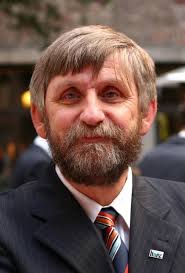 Dekan Prof. Dr. Bernhard Zimmermann erneut in den Vorstand von MAHREG  gewählt