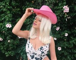 You type some query in google to search for some answer→ the powerful google algorithm uses the “keywords” in your question/query to find the closest possible answer to your query. Pink Cowboy Hat Etsy