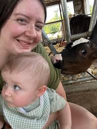 Went to Calder's dairy farm with Beth Mink, Sue Mink, Chelsea Mink and  Carson today 💙