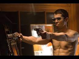 Lorsqu'un gangster russe orchestre un accord foncier tordu, des millions de dollars sont à gagner, entraînant toute la pègre londonienne dans une frénésie alimentaire à un. Rocknrolla Stream Online Netflix De Amazon Prime Maxdome Mehr Online Streampop Deutschland