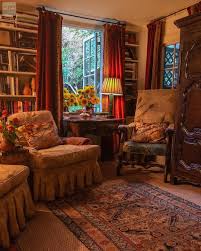 It Is So Nice To Have Flowers Left Over From A Party Every Room Looks So Much More Alive This Low Ceiling Country Cottage Decor Family Room Design Cozy House
